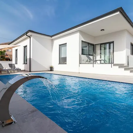 Βίλα Casa L Πούλα