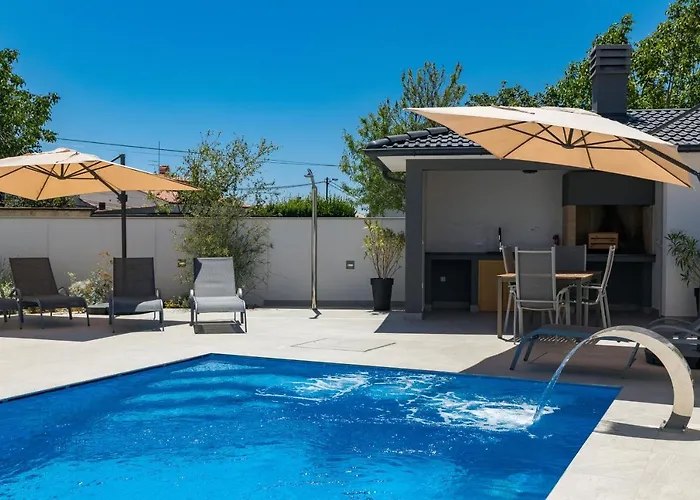 Casa L 别墅 普拉