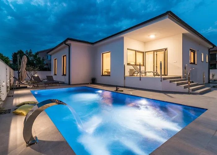 Casa L 别墅 普拉